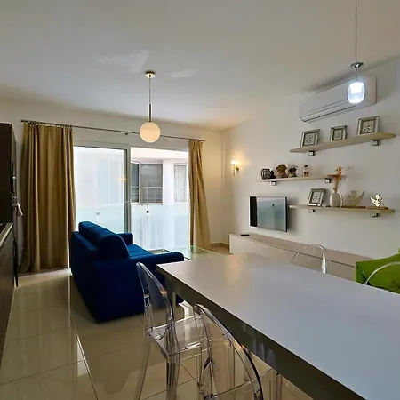 Sliema Coastal Stay *